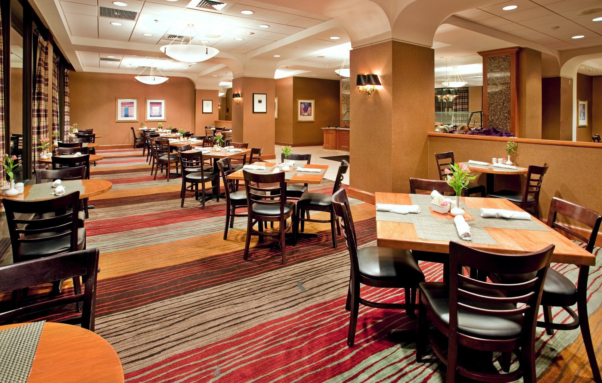 City Place Hotel Сейнт Луис Ресторант снимка
